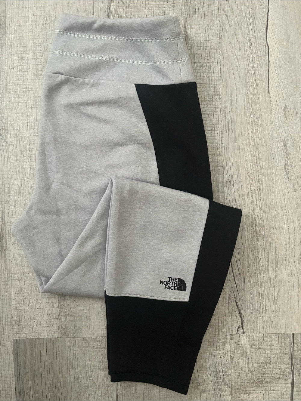 The North Face Gray Jogger Pants Black Side Trim Zip Pockets Size L